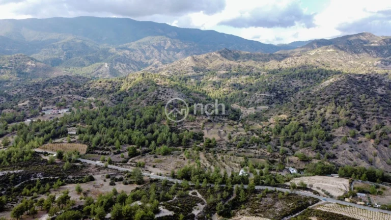 25,284m² Plot for Sale in Agios Mamas, Limassol District
