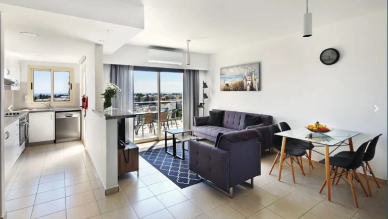 2 Bedroom Apartment for Sale in Paphos – Universal