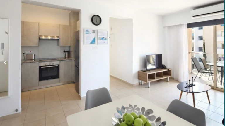 2 Bedroom Apartment for Sale in Paphos – Universal
