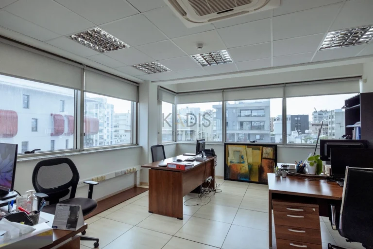 800m² Building for Rent in Limassol District