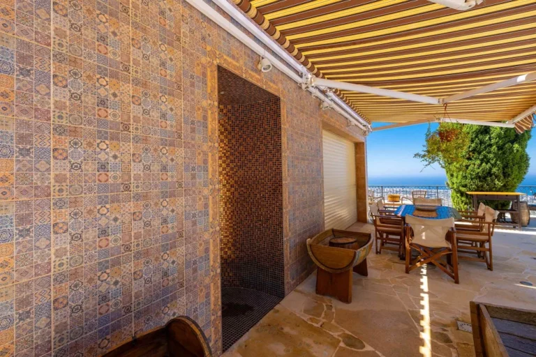 5 Bedroom House for Sale in Tala, Paphos District