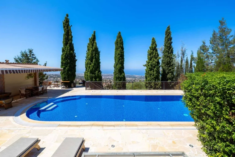 5 Bedroom House for Sale in Tala, Paphos District