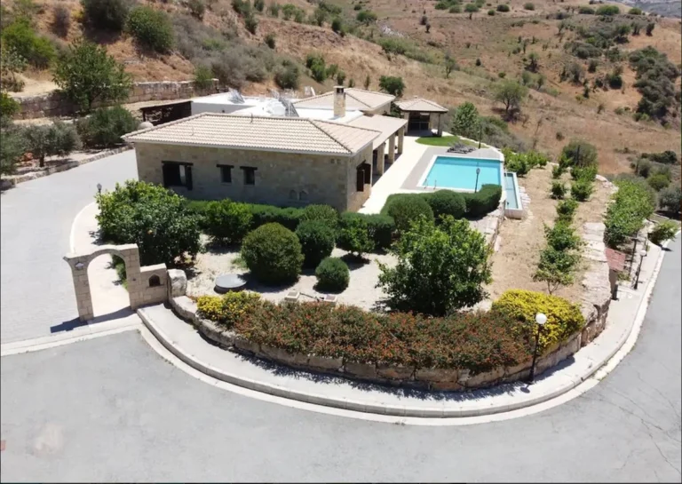 4 Bedroom House for Rent in Paphos