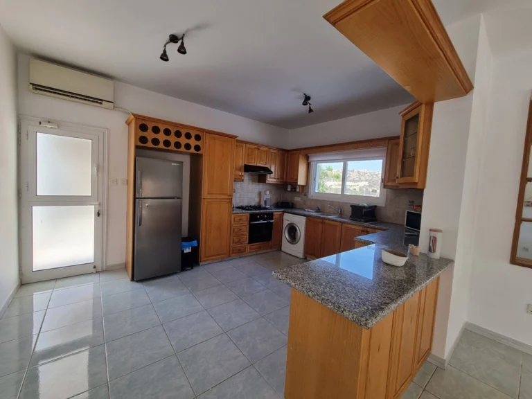 4 Bedroom House for Sale in Limassol – Agios Athanasios