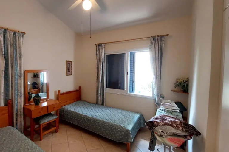 3 Bedroom House for Sale in Kato Paphos