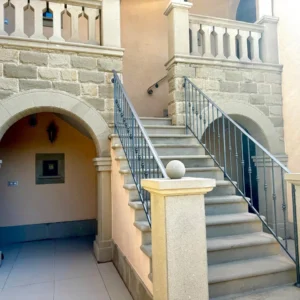 6+ Bedroom House for Sale in Limassol District