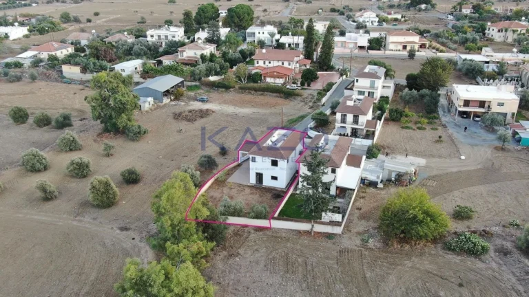 4 Bedroom House for Sale in Episkopeio, Nicosia District
