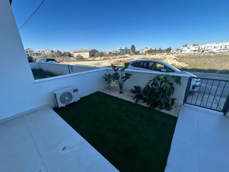 2 Bedroom Apartment for Sale in Livadia Larnakas, Larnaca District