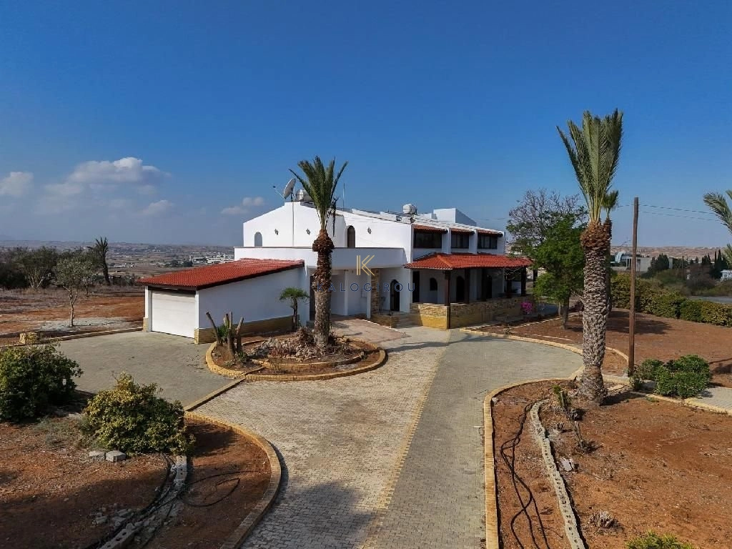 5 Bedroom House for Sale in Dali, Nicosia District