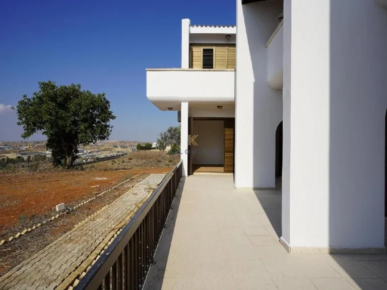 5 Bedroom House for Sale in Dali, Nicosia District