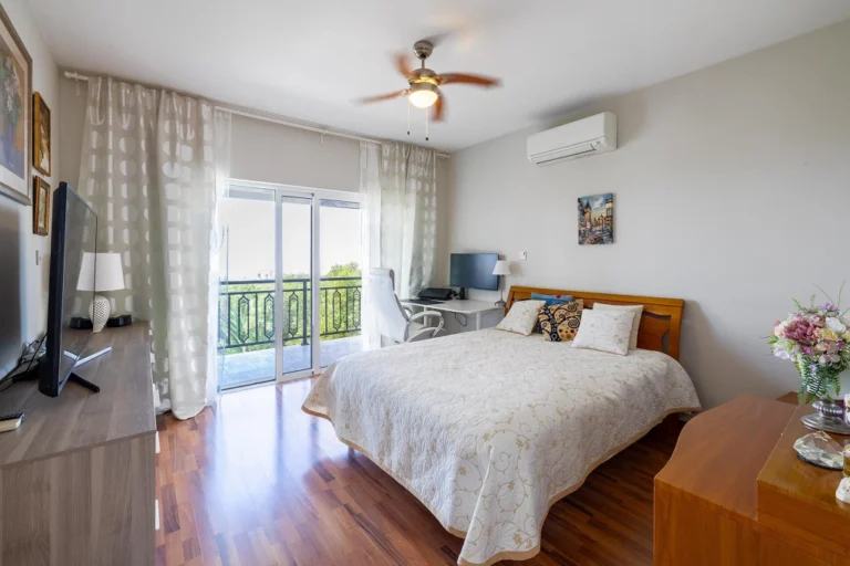 5 Bedroom House for Sale in Tala, Paphos District