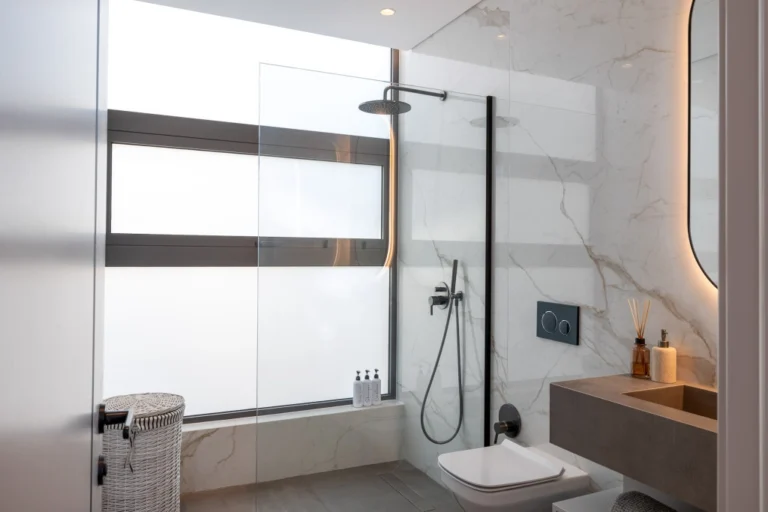 5 Bedroom House for Sale in Armou, Paphos District