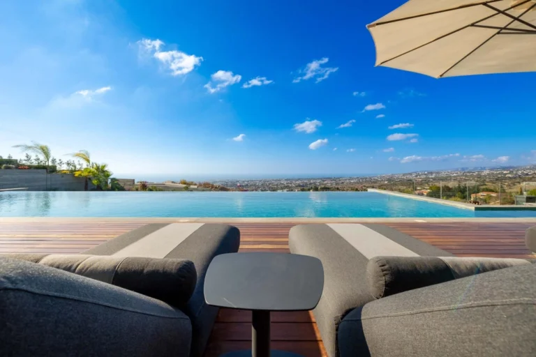 5 Bedroom House for Sale in Armou, Paphos District