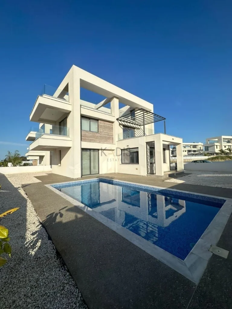Cheap Houses and Villas for Sale Famagusta up to 700000 euro