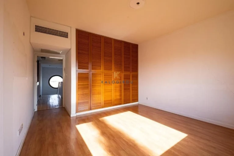 4 Bedroom House for Sale in Strovolos, Nicosia District