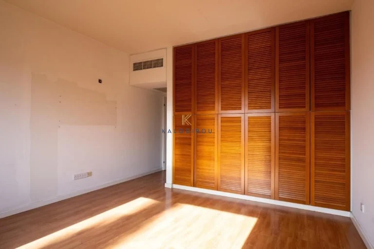4 Bedroom House for Sale in Strovolos, Nicosia District