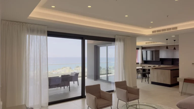 5 Bedroom Apartment for Rent in Mouttagiaka Tourist Area, Limassol District
