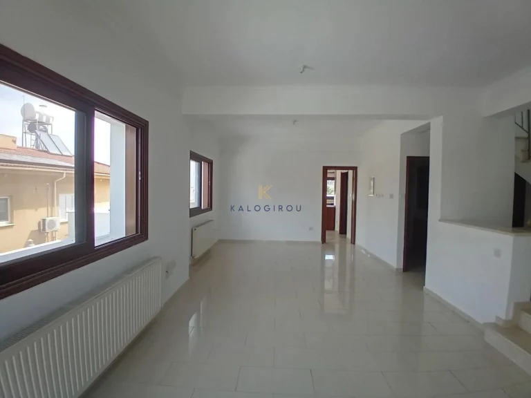 4 Bedroom House for Sale in Strovolos, Nicosia District