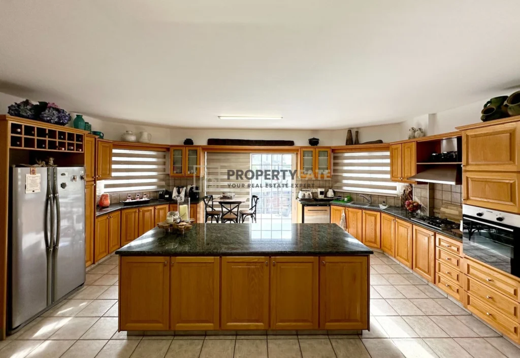 4 Bedroom House for Sale in Ypsonas, Limassol District