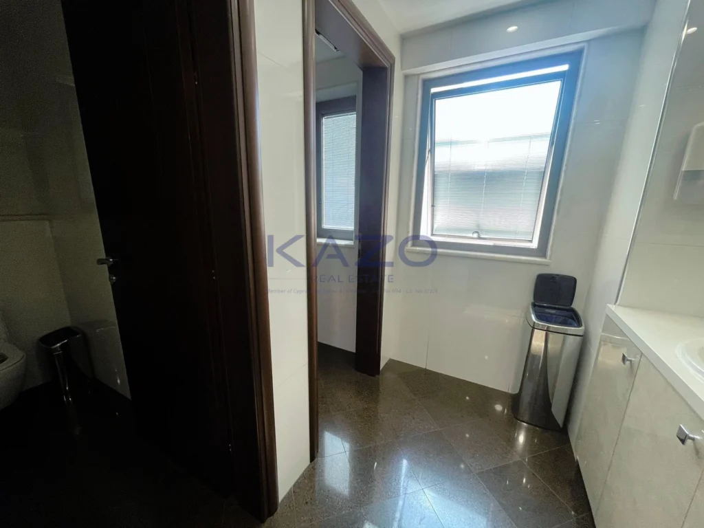 480m² Office for Rent in Limassol District