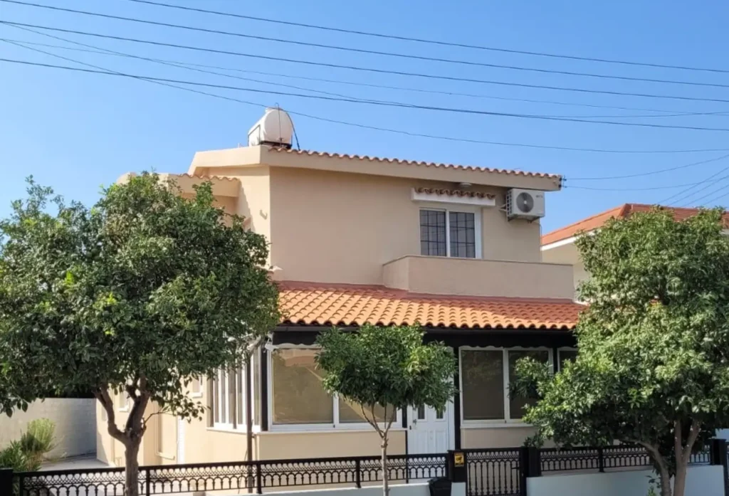 4 Bedroom House for Sale in Voroklini Tourist Area, Larnaca District