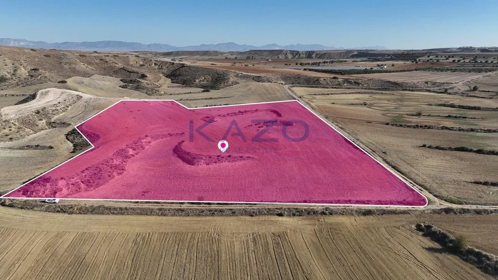 23,215m² Plot for Sale in Nicosia – Agios Ioannis