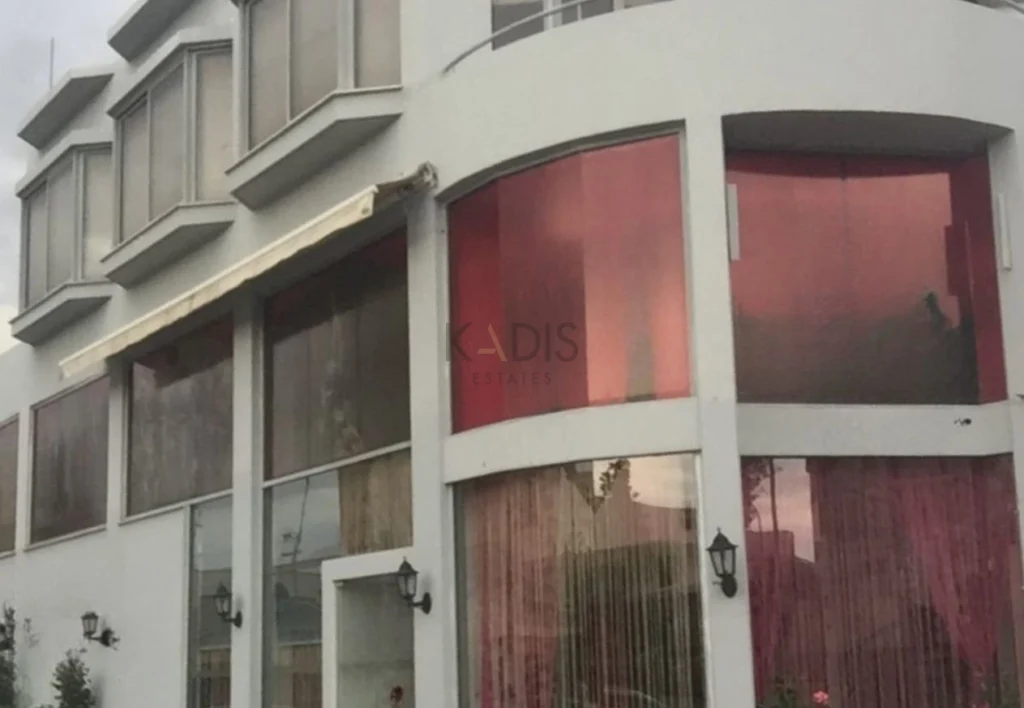 819m² Building for Sale in Strovolos, Nicosia District