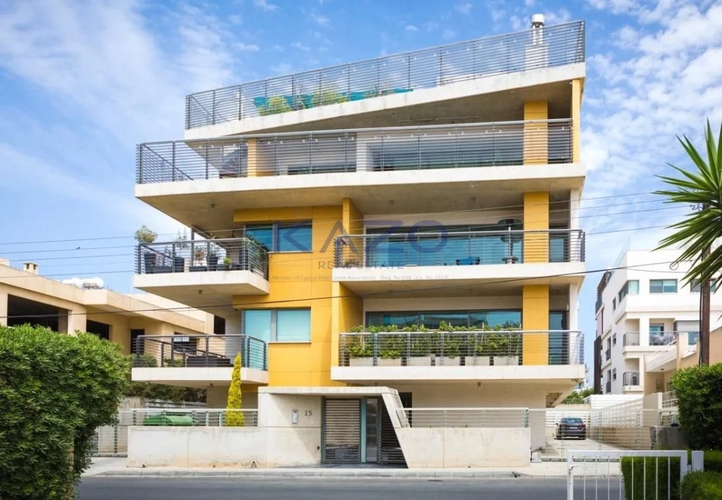4 Bedroom Apartment for Sale in Limassol – Agios Nektarios