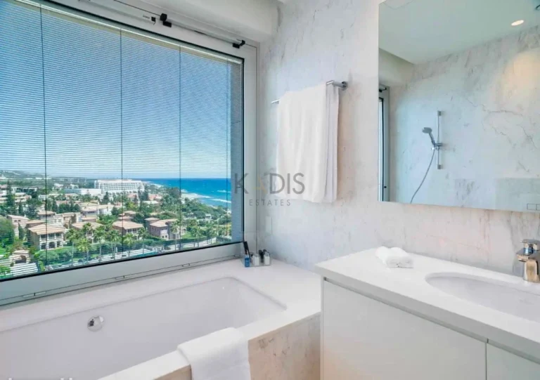 2 Bedroom Apartment for Rent in Parekklisia, Limassol District