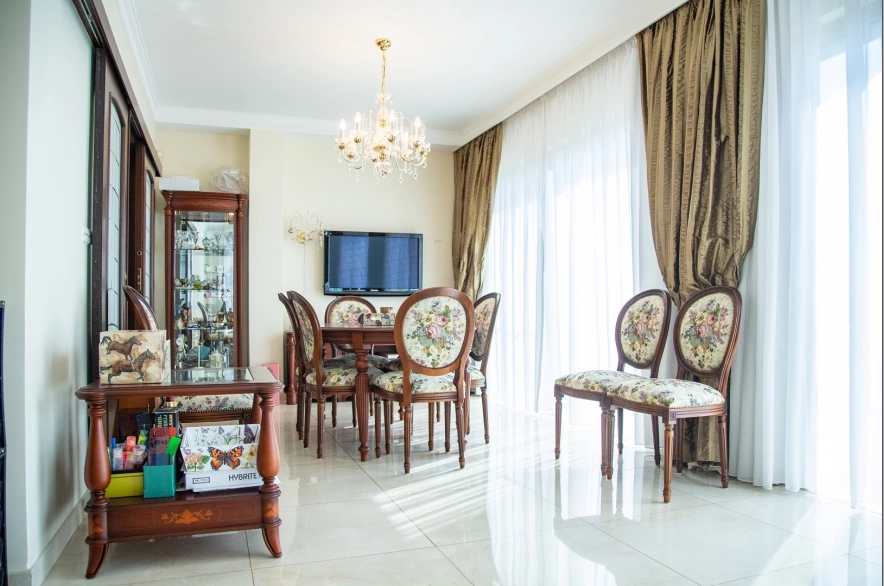 4 Bedroom Apartment for Sale in Limassol District