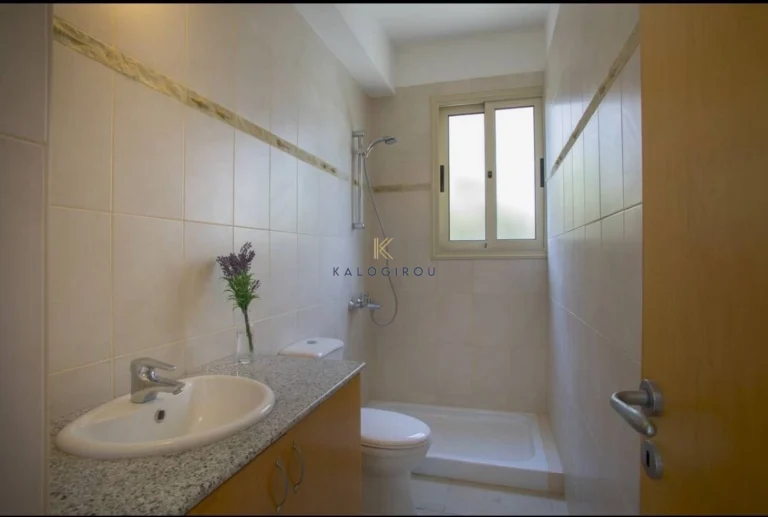 4 Bedroom House for Sale in Mazotos, Larnaca District