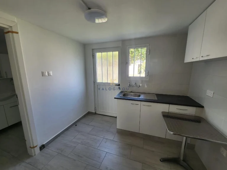 Cheap Houses and Villas for Sale Larnaca up to 200000 euro