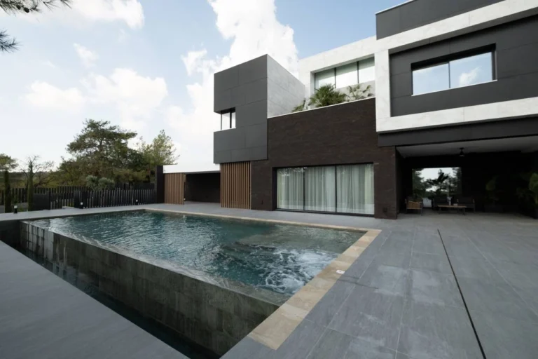 6+ Bedroom House for Sale in Souni, Limassol District