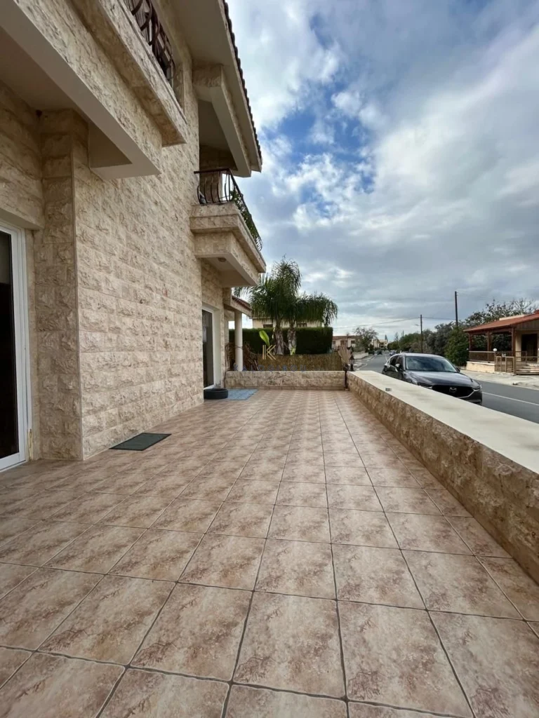 4 Bedroom House for Sale in Pervolia Larnacas
