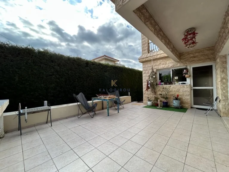 4 Bedroom House for Sale in Pervolia Larnacas