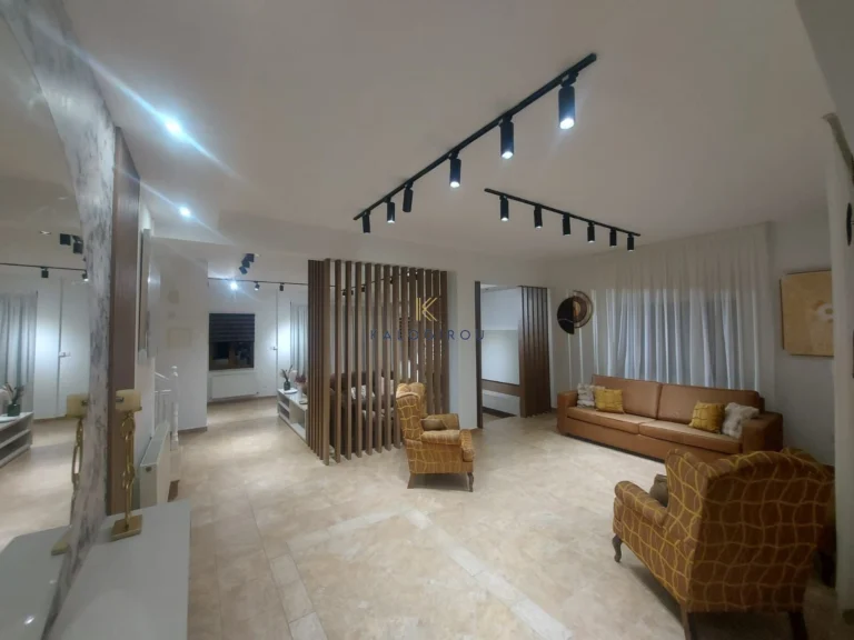 5 Bedroom House for Sale in Aradippou, Larnaca District