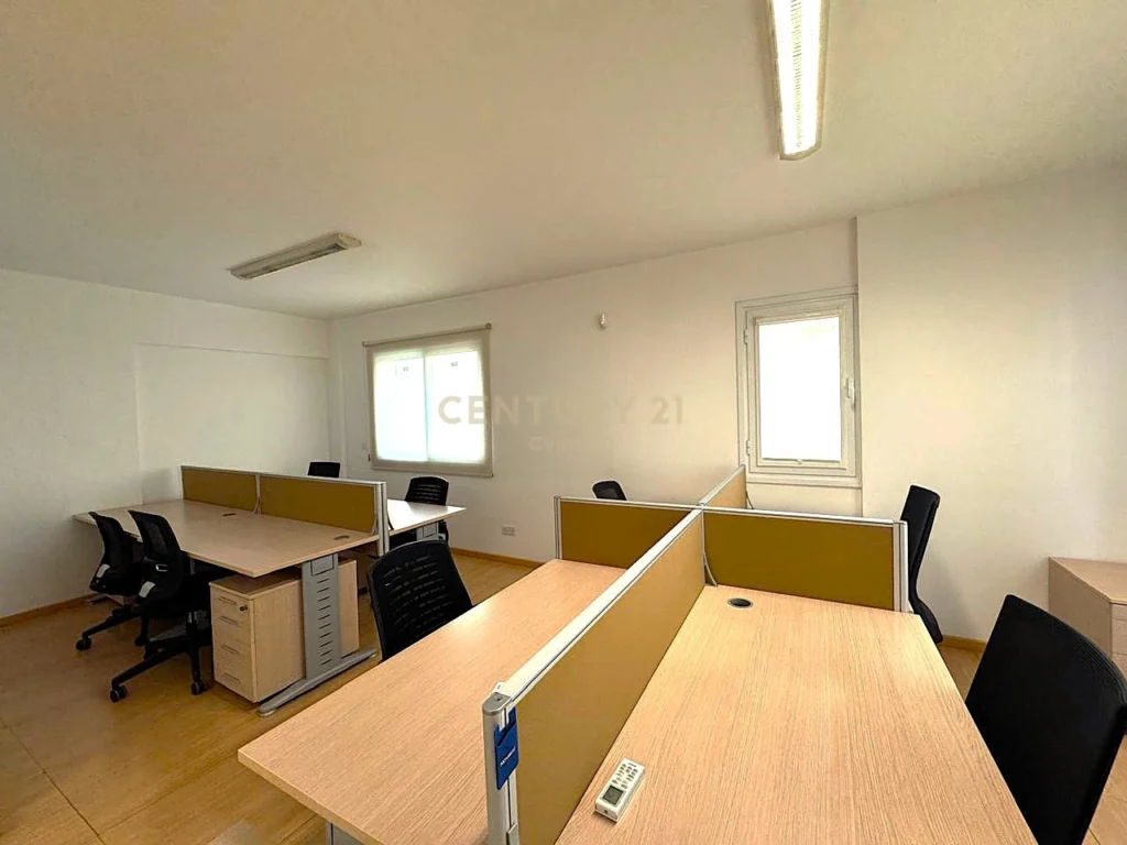 Γραφείο 115m² προς ενοικίαση στην Επαρχία Λεμεσού