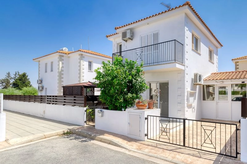 2 Bedroom House for Sale in Frenaros, Famagusta District