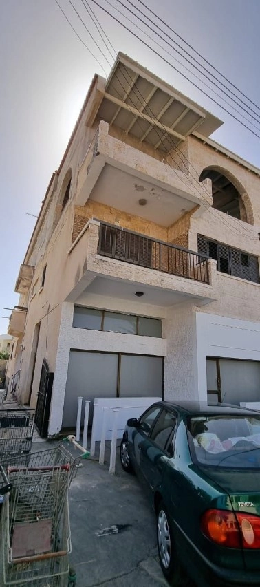 800m² Building for Sale in Paphos – Agios Pavlos
