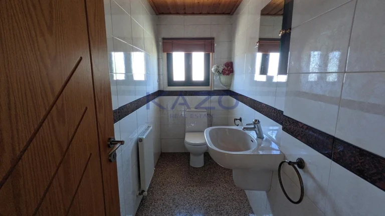 3 Bedroom House for Sale in Strovolos, Nicosia District