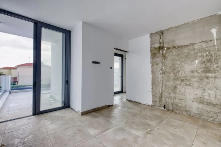 3 Bedroom House for Sale in Pervolia Larnacas