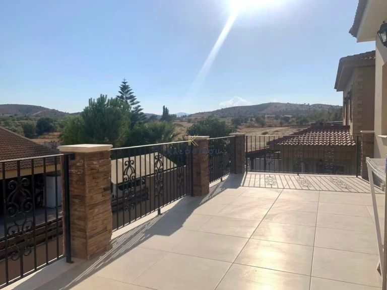 3 Bedroom House for Rent in Alampra, Nicosia District
