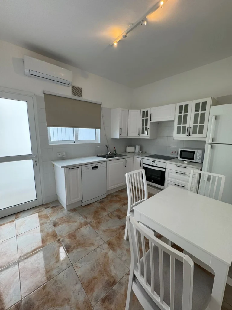 2 Bedroom Apartment for Rent in Limassol – Neapolis
