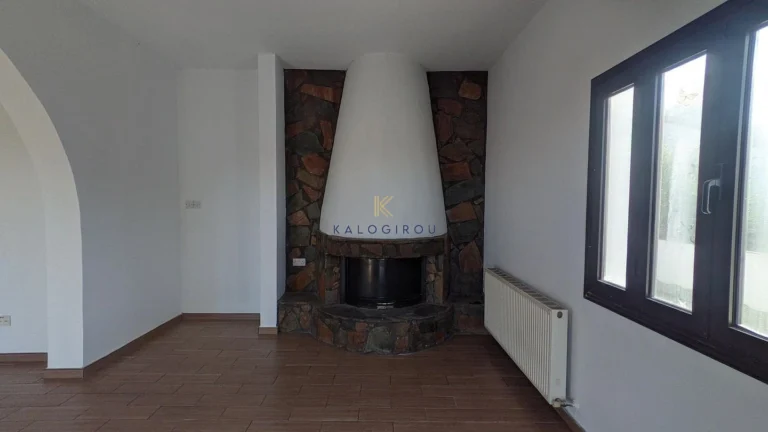 3 Bedroom House for Sale in Lythrodontas, Nicosia District