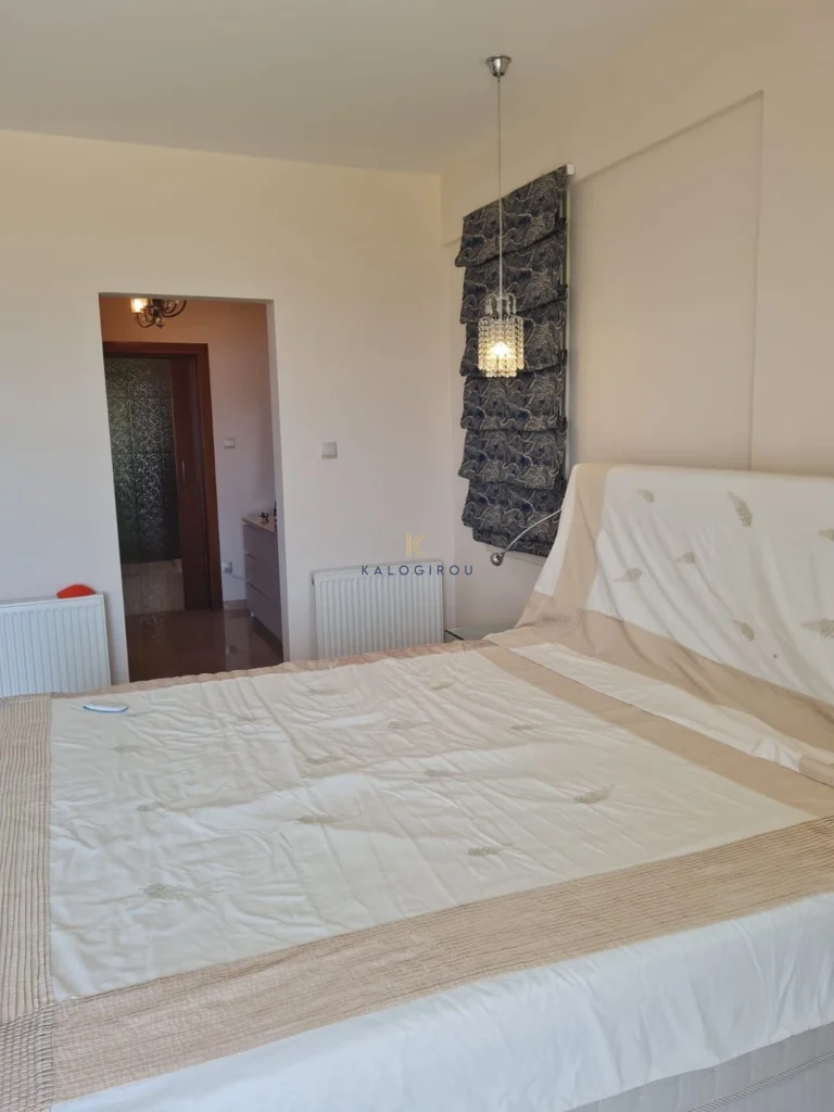 5 Bedroom House for Sale in Pervolia Larnacas