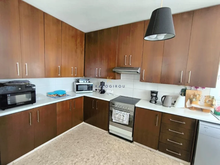 Cheap Houses and Villas for Sale Larnaca up to 400000 euro
