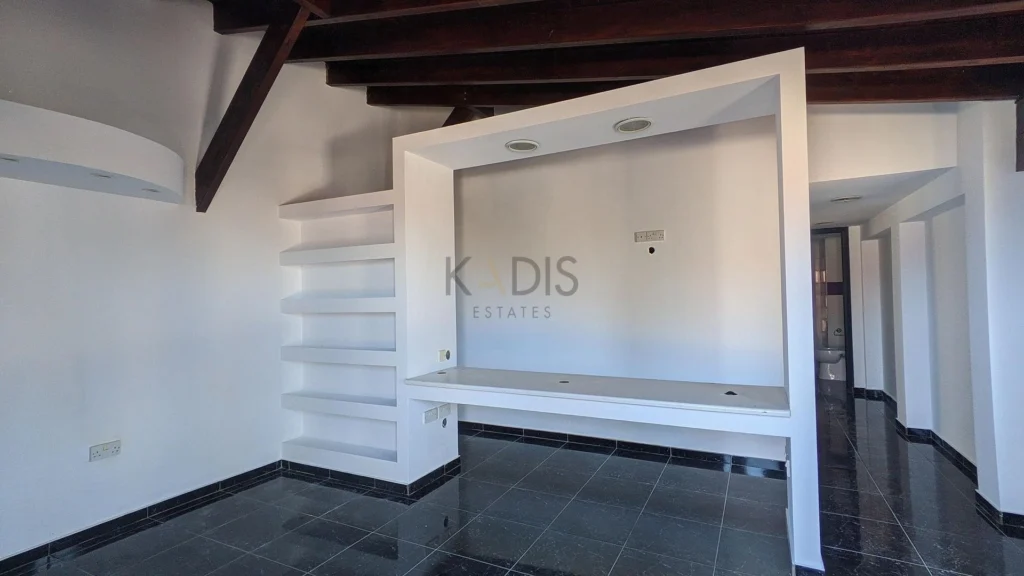 3 Bedroom House for Sale in Lythrodontas, Nicosia District