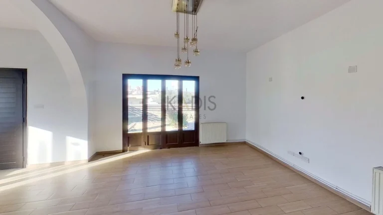 3 Bedroom House for Sale in Lythrodontas, Nicosia District