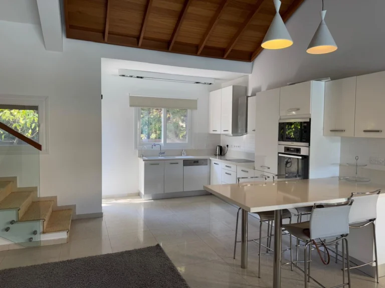 3 Bedroom House for Sale in Agios Tychonas, Limassol District