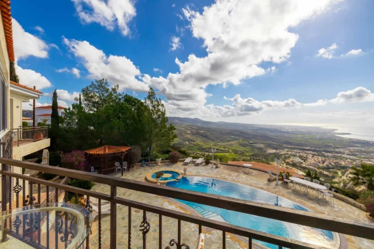 4 Bedroom House for Sale in Pegeia, Paphos District